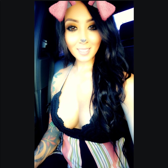 Meet your Posher, Cindy - Picture 1 of 1